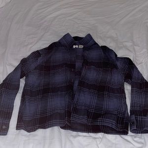 Levi’s Flannel Cropped Button Up